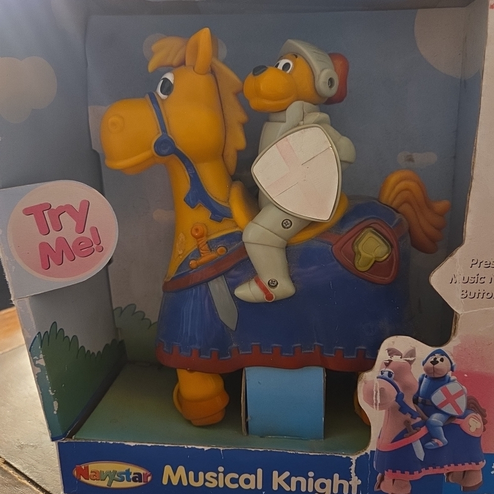 Musical Knight Action Figure - Yellow‎ and Blue